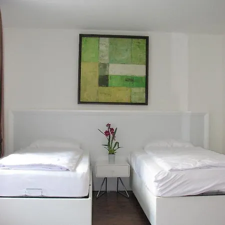 Suite Apartments By Livingdowntown Zurich Chambre photo