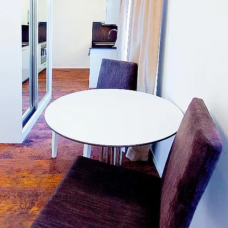 Suite Apartments By Livingdowntown Zurich Chambre photo